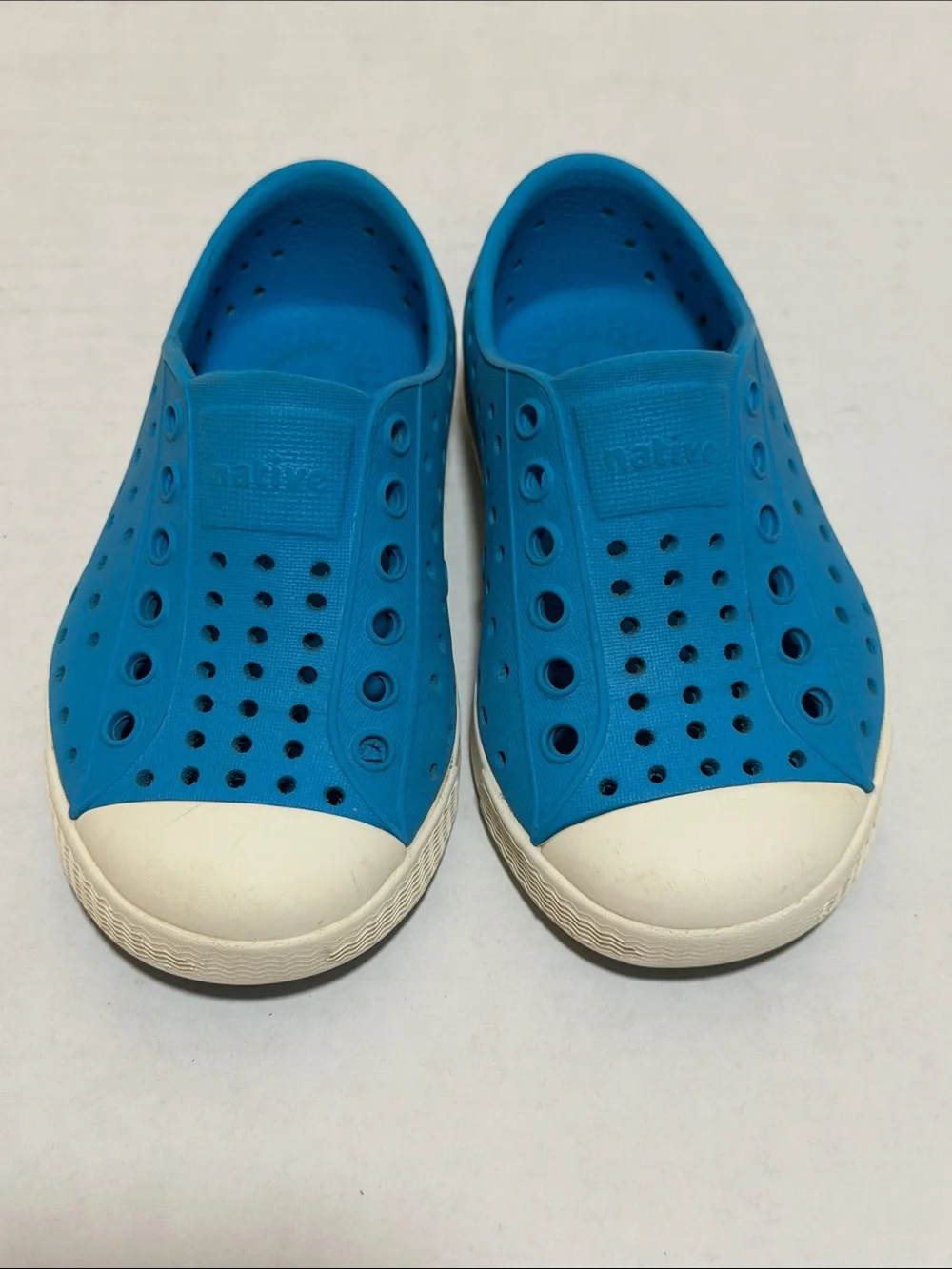 Native Jefferson Kids Water Shoes in Blue - Kids Toddler Size 6